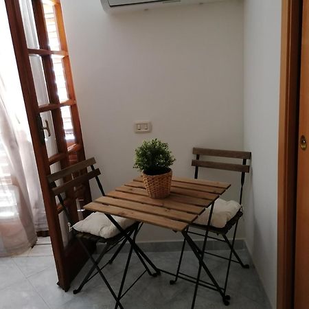 Rara Domus B&B Pompéi Extérieur photo
